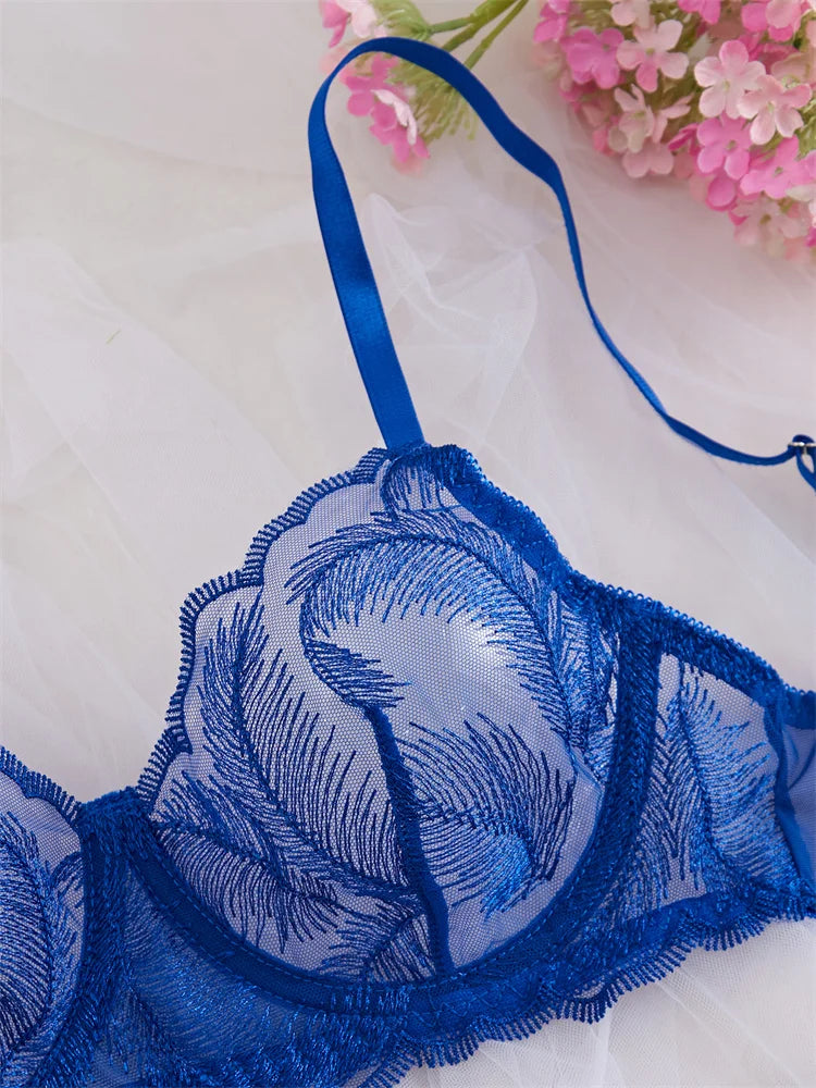 Zartes Dessous-Set - Verführerische Eleganz in Blau