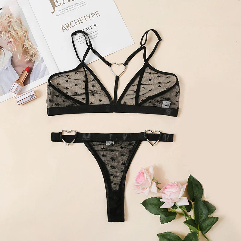 Verführerisches Herzchen-Dessous Set aus weichem Mesh